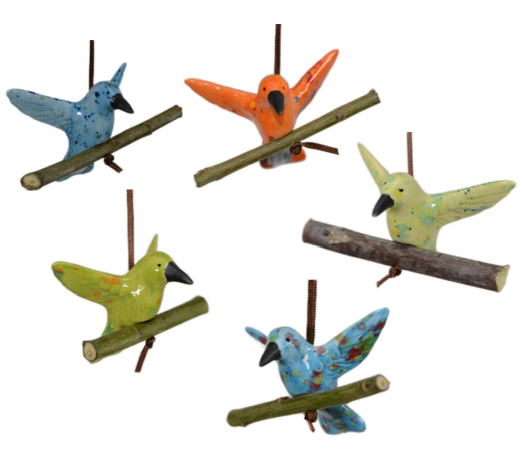 Keramik Vogel klein auf Ast 55994